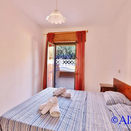 B.19 La Begonia - 120 Mt. Dalla Appartamento Isola Rossa (Sassari)